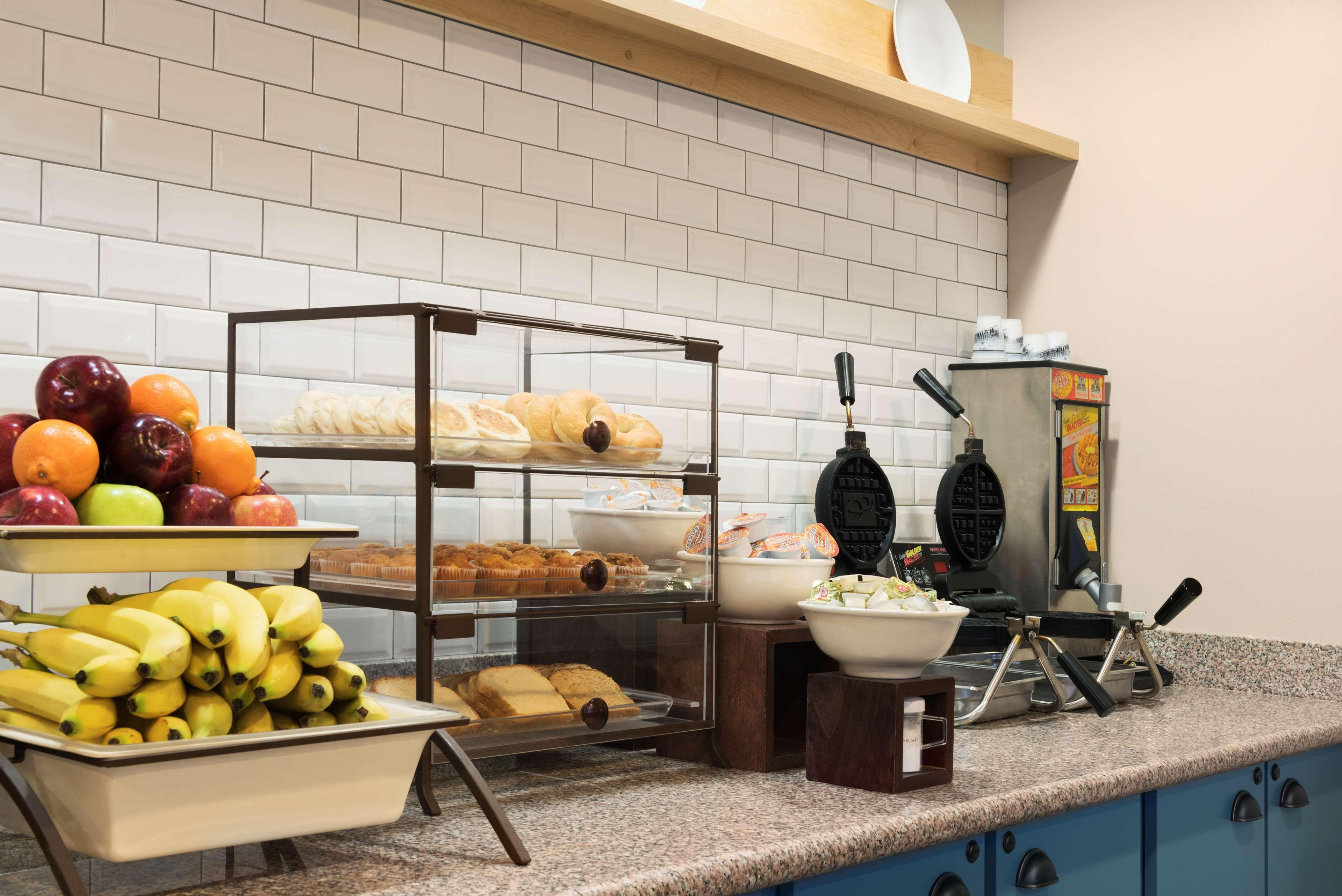 Comfort Inn & Suites St Paul Northeast Vadnais Heights Εξωτερικό φωτογραφία