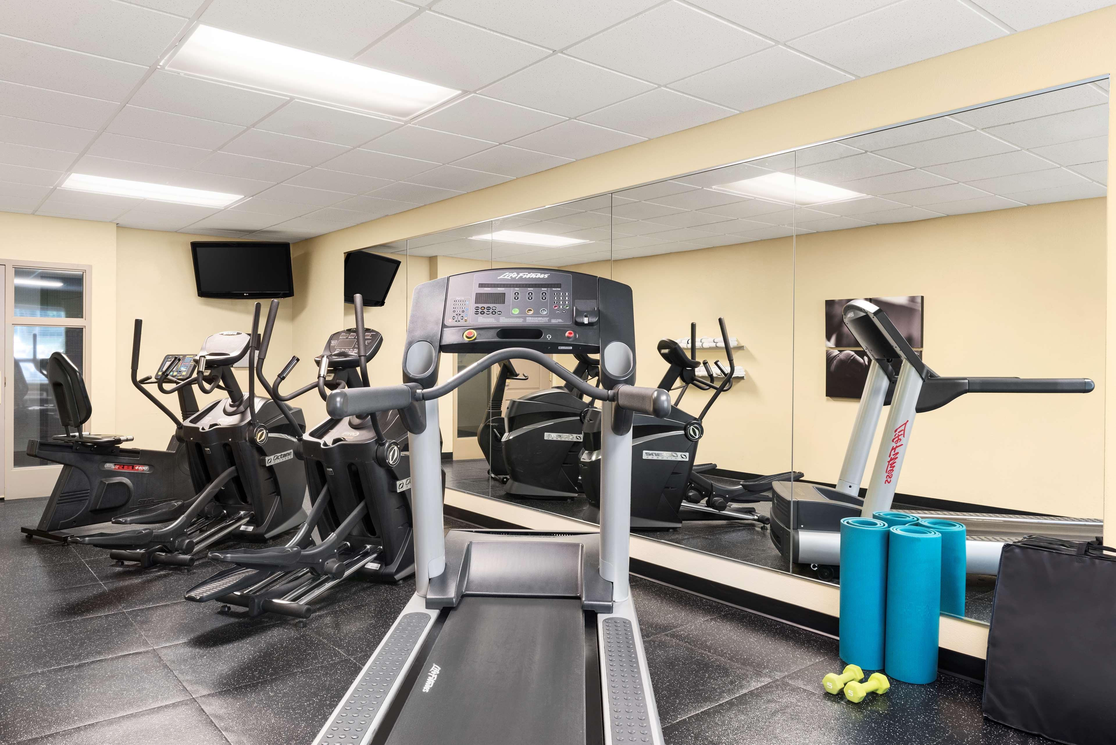 Comfort Inn & Suites St Paul Northeast Vadnais Heights Εξωτερικό φωτογραφία